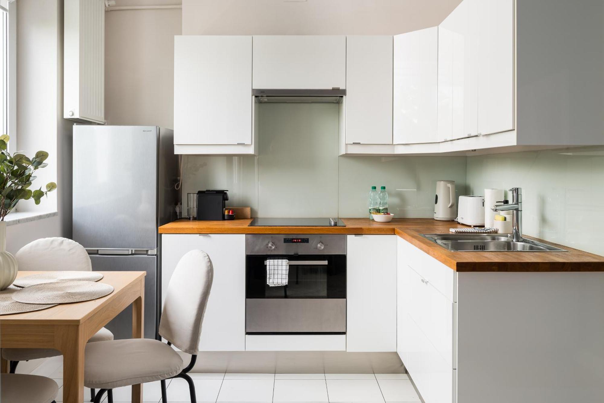 Wola Ratusz Homely Apartment วอร์ซอ ภายนอก รูปภาพ