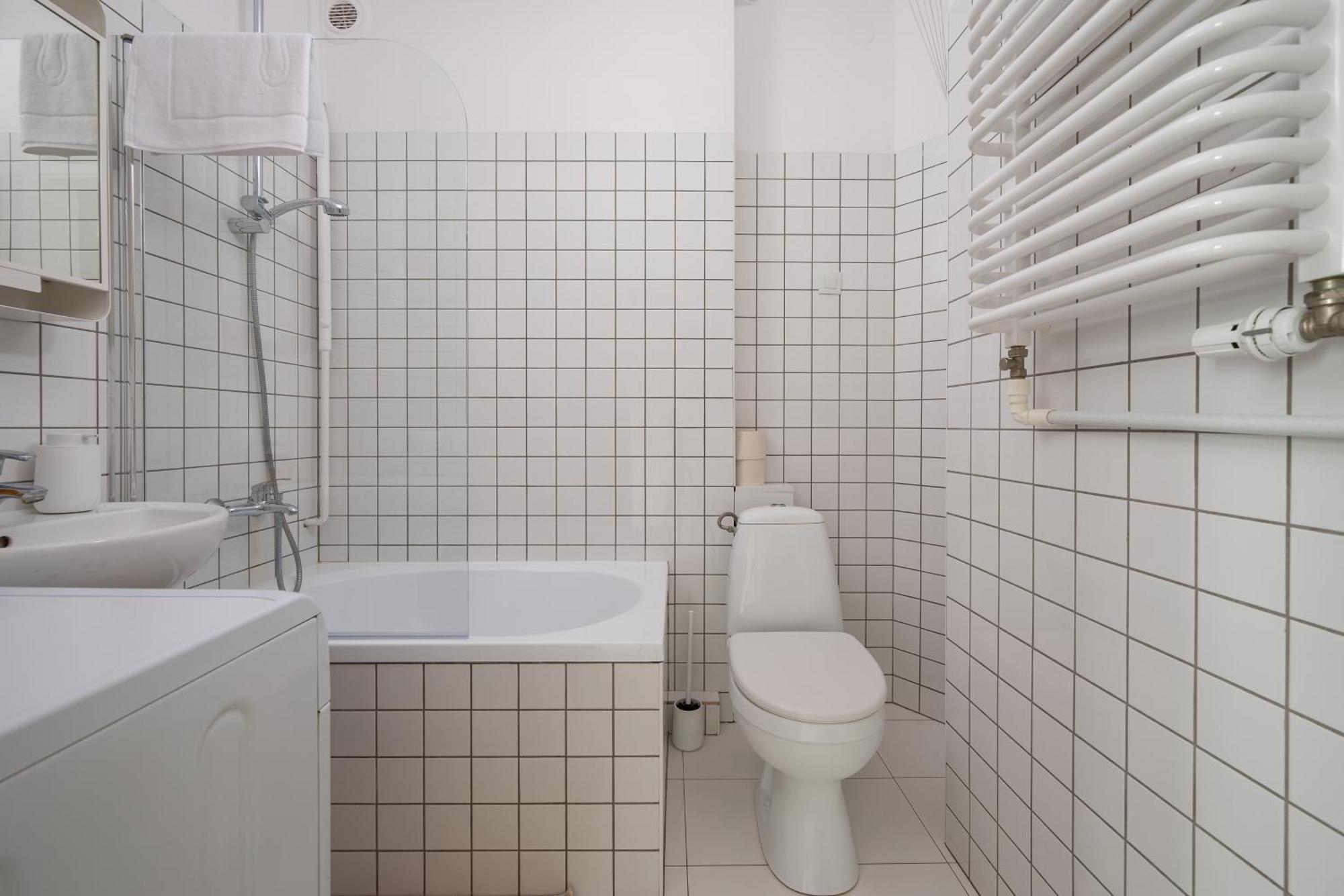 Wola Ratusz Homely Apartment วอร์ซอ ภายนอก รูปภาพ